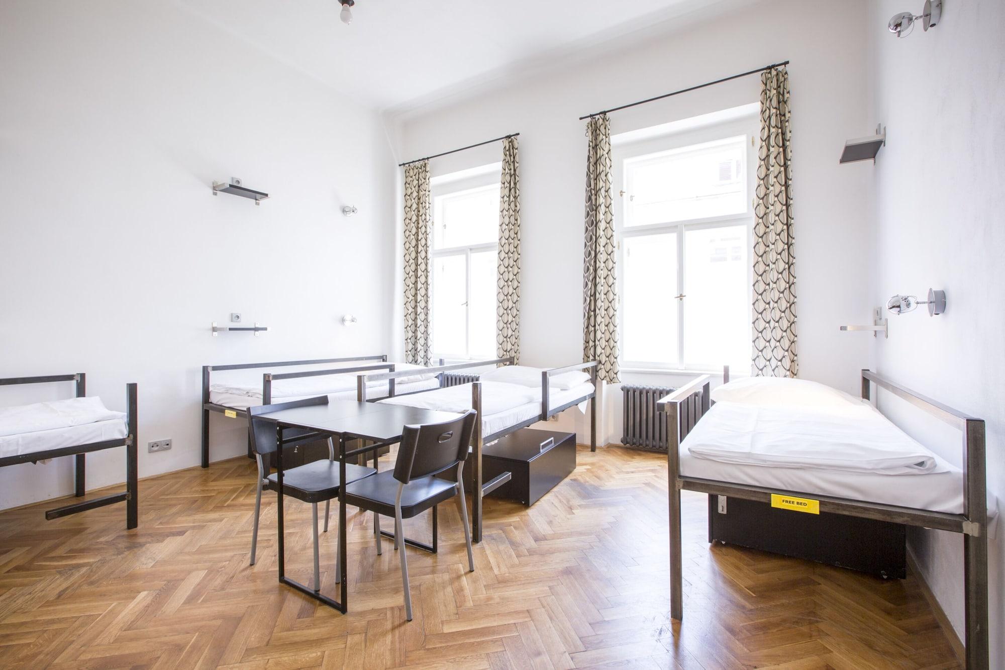 Sophie'S Hostel Prague Luaran gambar